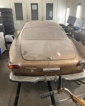 wielkopolskie Volvo P1800 cena 36000 przebieg: 99999, rok produkcji 1972 z Buk